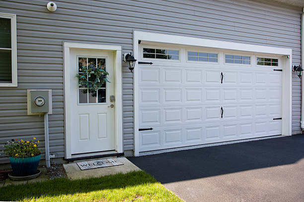 24/7 Emergency Garage Door Roller Replacement experts in Riverside, ID